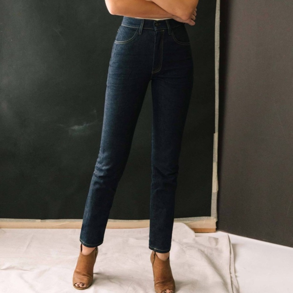 Imogene and Willie straight jeans size 26.